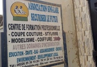 Association Sini labé : « un creuset pour préparer l’avenir des enfants démunis », Zacharia Jean Yves Traoré Association -Sini- labé- « un –creuset- pour –préparer- l-avenir- des –enfants- démunis- », Zacharia –Jean- Yves -Traoré