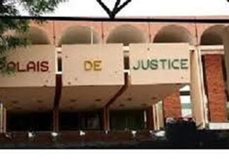 Justice : à cause de son imprudence, un chauffeur écope de 12 mois de prison COUPABLE-DEVANT-LE-TRIBUNAL