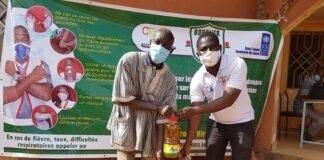 Koudougou : le conseil régional de la jeunesse solidaire des ménages impactés par le COVID-19 REMISE-DE-VIVRE-A-KOUDOUGOU