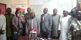 Comité du dialogue politique : une nouvelle équipe aux commandes Comité -du -dialogue -politique - une –nouvelle- équipe- aux -commandes