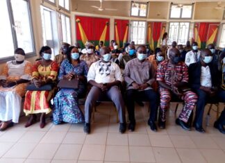 Prévention des risques professionnels : la CARFO visite des lieux de travail administratifs à Batié Prévention-risques-professionnels-carfo