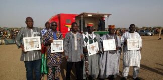 4e édition de la Semaine régionale du Centre-Nord : rendez-vous en 2022 DES-LAUREATS-RECOIVENT-DES -ATTESTATIONS-DE-RECONNAISSANCE