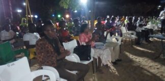 Insertion professionnelle : l’association Baobab de la cité sensibilise la jeunesse de Saaba une-vue-du-public