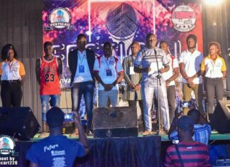 Koudougou : le FESTICAU offre « une scène et un micro » aux talents universitaires le -FESTICAU -offre - une scène et un micro -aux -universitaires