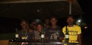 Koudougou : des jeunes promeuvent les jus, glaces et fast-foods à travers un festival