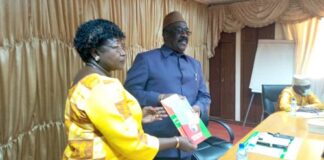 Protection des données à caractère personnel : la CIL remet les rapports 2018 et 2019 au Conseil constitutionnel Protection- des- données –à- caractère -personnel – la- CIL- remet -les –rapports- 2018- et- 2019 -au –Conseil- constitutionnel