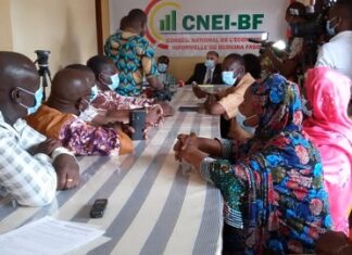 Formalisation de l’économie informelle vers l’économie formelle : le directeur pays de l’OIT en visite au CNEI-BF SALLE-DE-AUDIENCE