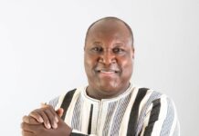 MESSAGE DU MINISTRE D’ETAT, MINISTRE AUPRES DU PRESIDENT DU FASO CHARGE DE LA RECONCILIATION NATIONALE ET DE LA COHESION SOCIALE A L’OCCASION DE LA JOURNEE INTERNATIONALE DU VIVRE ENSEMBLE EN PAIX ZEPHIRIN-DIABRE-MINISTRE-DE-LA-RECONCILIATION-NATIONALE