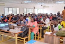 Biotechnologie/biosécurité : les étudiants du Centre universitaire de Kaya outillés