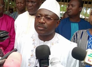 Dispute autour du terrain de Pazanni : Eddie Constance Komboïgo demande de respecter la décision de la justice Dispute- autour -du terrain -de -Pazanni -Eddie –Constance- Komboïgo- demande -de -respecter –la- décision- de- la- justice