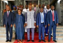 Commission de surveillance de la Caisse des dépôts et consignation du Burkina Faso : les 5 nouveaux membres installés Commission -de –surveillance- de –la- Caisse –des- dépôts- et -consignation –du- Burkina- Faso- 5 nouveaux -membres -installés