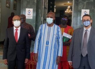 Attaque de Solhan : l’Ambassadeur de l’Égypte au Burkina chez Christophe Dabiré LE-CHEF-DU-GOUVERNEMENT-AVEC-AMNASSADEUR-EGYPTIEN