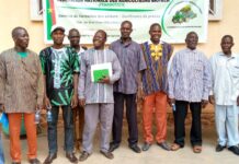 Promotion des biotechnologies : les agriculteurs fédèrent leurs forces