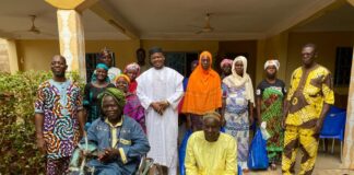 Opération « Solidarité Tabaski » : le député maire de Houndé offre des kits alimentaires à plus de 100 personnes vulnérables