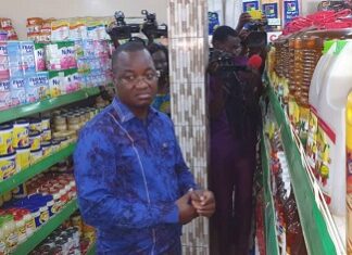 Prix et qualité des marchandises :  Harouna Kaboré sur le terrain pour un contrôle Prix -et- qualité –des- marchandises -Harouna –Kaboré- sur- le- terrain- pour- un -contrôle