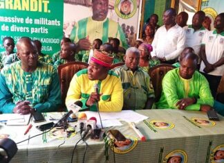 Politique : des démissionnaires de l’ADF/RDA accueillis en fanfare à l’UPC Politique -des –démissionnaires- de- l-ADF-RDA- accueillis- en- fanfare- à –l-UPC