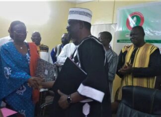 UNIR/PS – MPS : ils se sont dit « oui » pour le meilleur et pour le pire UNIR/PS – MPS : -ils- se -sont -dit -« oui » -pour -le –meilleur- et- pour –le- pire