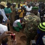 Troisième édition de la journée de l’arbre au Loroum : le Haut-Commissaire de la province donne le top départ Troisième -édition –de- la- journée- de- l’arbre- au- Loroum- le -Haut-Commissaire- de -la -province -donne –le- top- départ