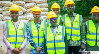 SOLIDARITÉ ET EFFORT PATRIOTIQUE DES CONSEILLERS SPÉCIAUX DU PRÉSIDENT DU FASO: 45 tonnes de ciment et 600 tonnes de sable à Faso Mêbo