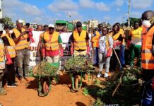 15 ans d’engagement citoyen : IAMGOLD Essakane nettoie avec la Brigade Verte