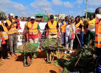 15 ans d’engagement citoyen : IAMGOLD Essakane nettoie avec la Brigade Verte